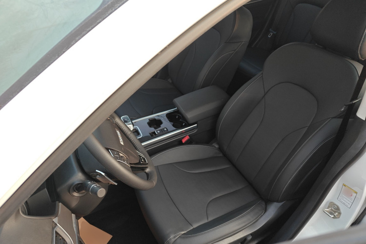 哈弗H6 2021款 运动版 1.5T 自动精英智联型 六边形格栅中控内饰19