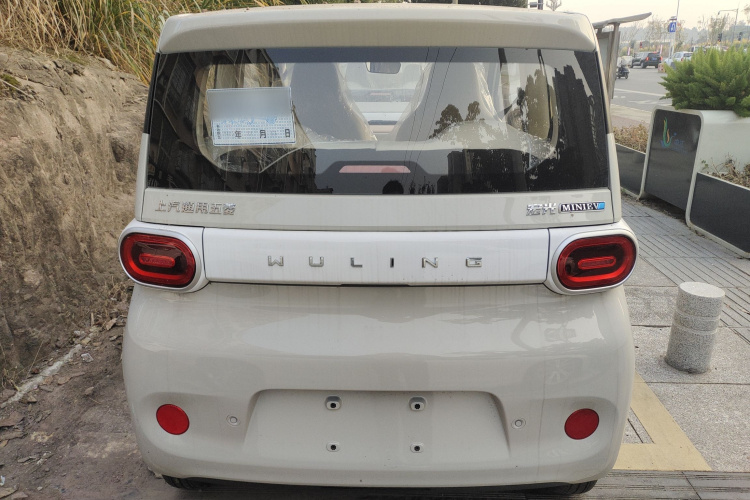 五菱汽车 宏光MINIEV 2024款 第三代 215km 青春版车身外观6004