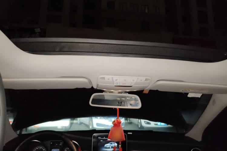 奔驰C级 2017款 改款 C 200 L 运动版局部细节22