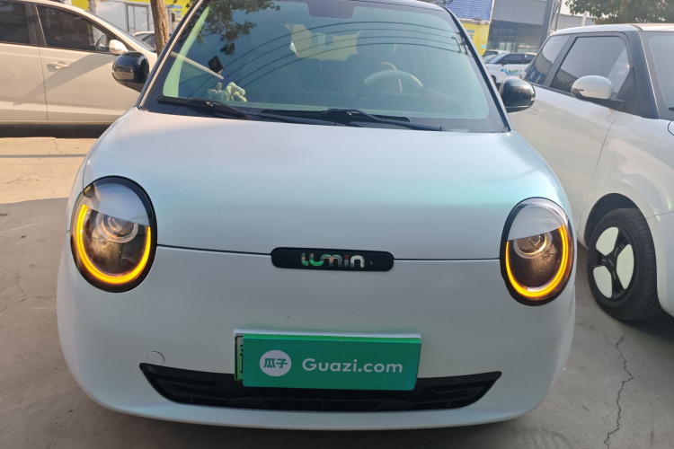 长安启源 长安Lumin 2022款 210km 香甜款车身外观2