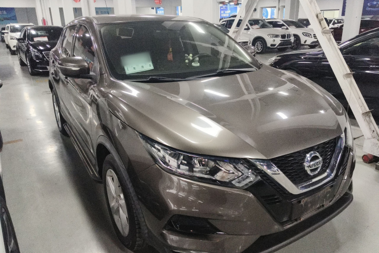 日产 逍客 2019款 2.0L CVT智享版车身外观3