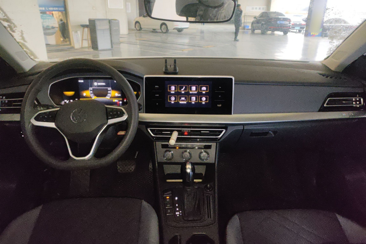 大众 朗逸 2023款 1.5L 自动得逸版中控内饰7002