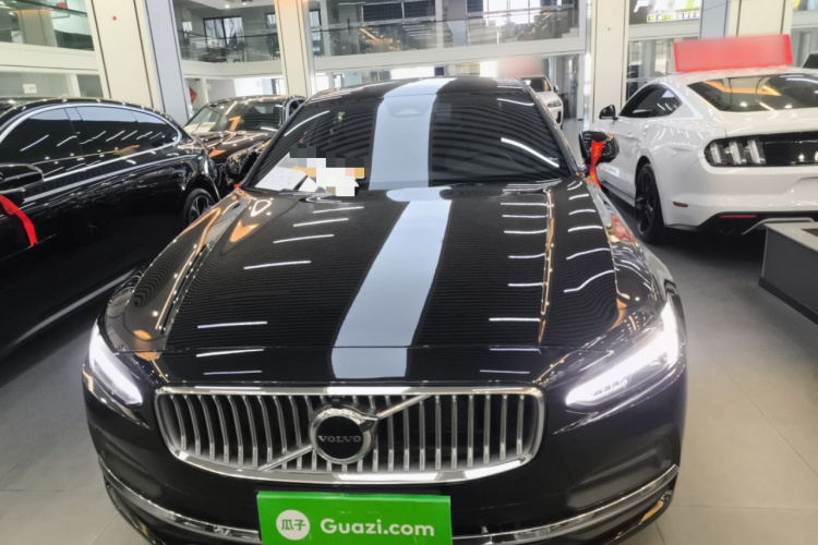 沃尔沃S90 2024款 B5 智远豪华版车身外观2