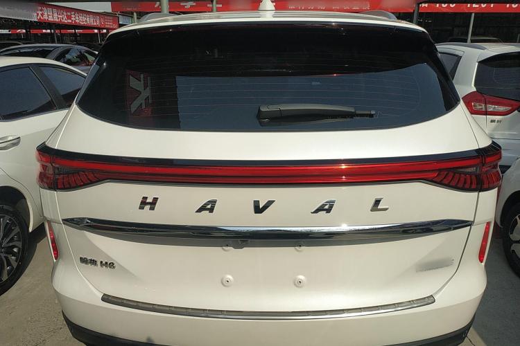 哈弗H6 2021款 第三代 1.5T 自动两驱Max车身外观6