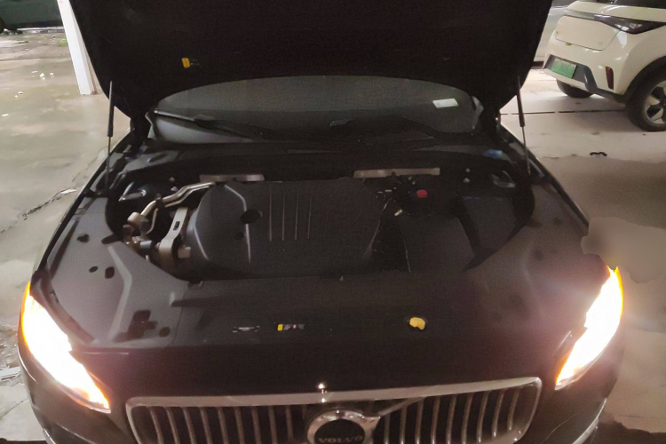 沃尔沃S90 2024款 B5 智远豪华版机舱底盘24