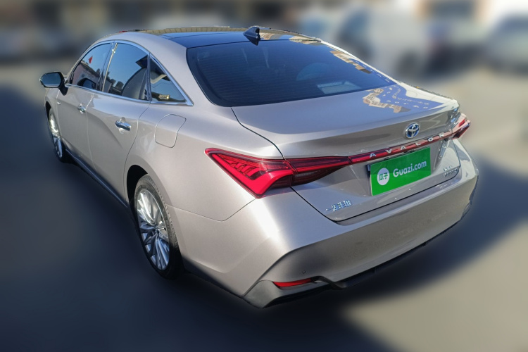 丰田 亚洲龙 2022款 双擎 2.5L XLE尊贵版车身外观5