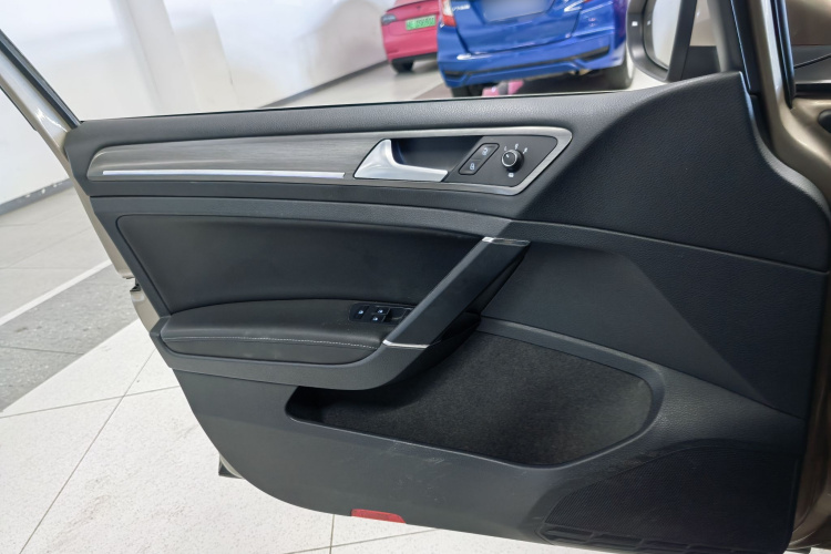 大众 高尔夫 2015款 1.4TSI 自动豪华型中控内饰7006