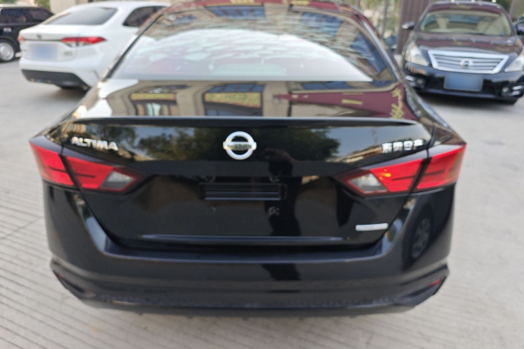 日产 天籁 2019款 2.0L XL 舒适版车身外观6