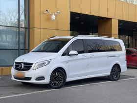 奔驰V级 2017款 V 260 L 尊贵加长版