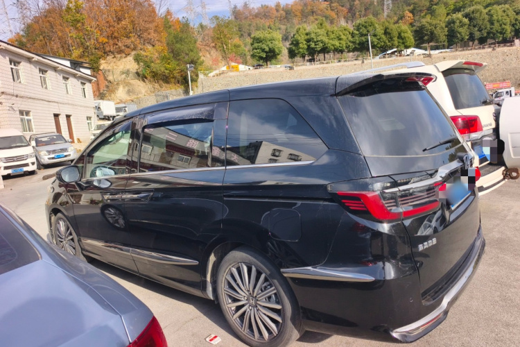 本田 艾力绅 2022款 2.0L e:HEV 豪华版车身外观6003