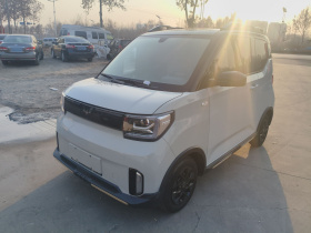 五菱汽车 宏光MINIEV 2022款 GAMEBOY 200km 玩咖款 磷酸铁锂