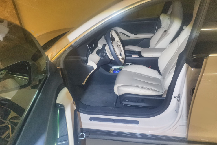 蔚来ET5 2022款 75kWh局部细节19