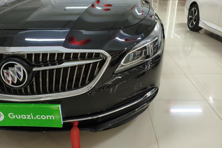 别克 君越 2018款 20T 精英型车身外观36