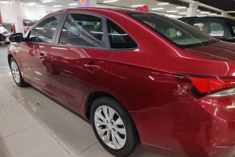 别克 英朗 2018款 15T 手动精英型 国V车身外观4