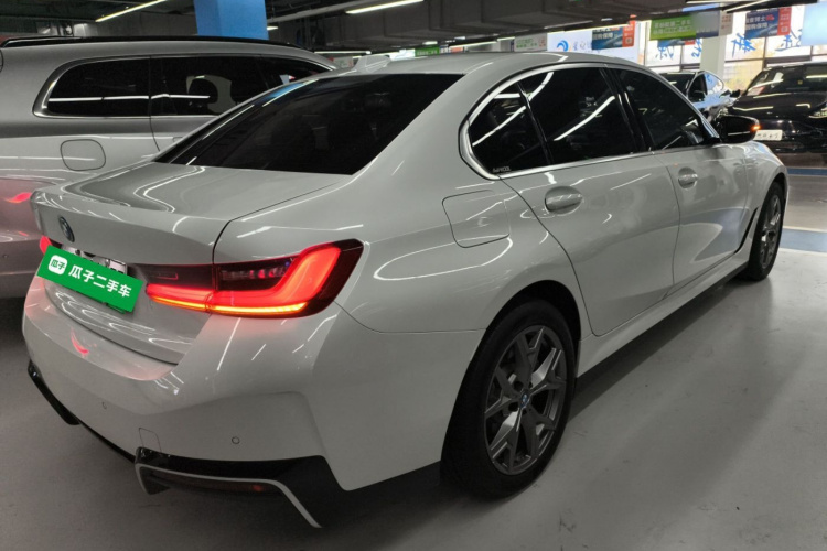 宝马i3 2022款 eDrive 35 L车身外观6005