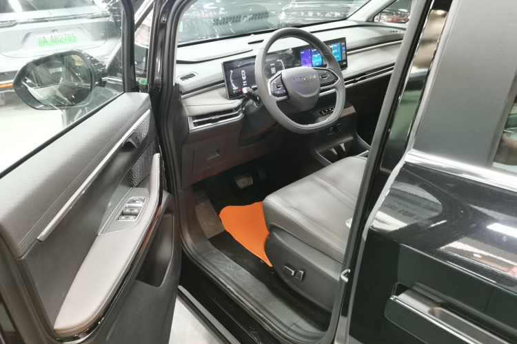 上汽大通MAXUS 大家7 2024款 改款 超混 长续航版 悦享版中控内饰20