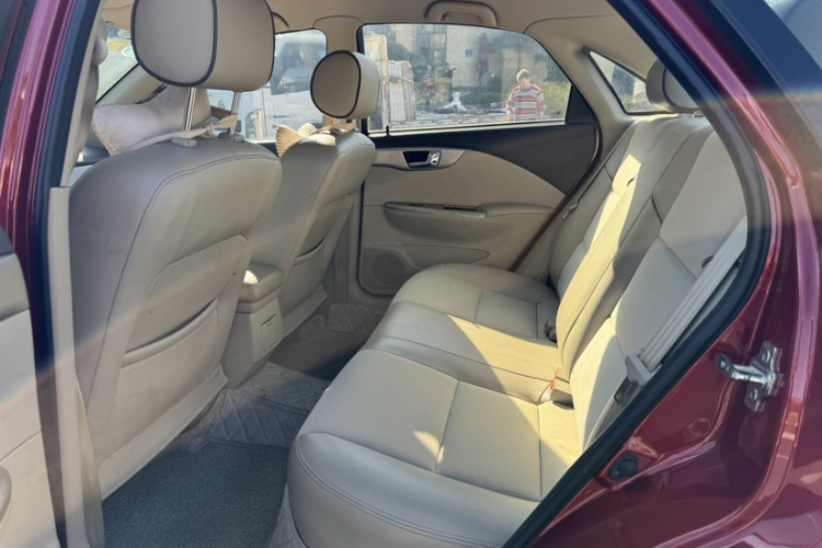 别克 凯越 2015款 1.5L 自动经典型中控内饰7002