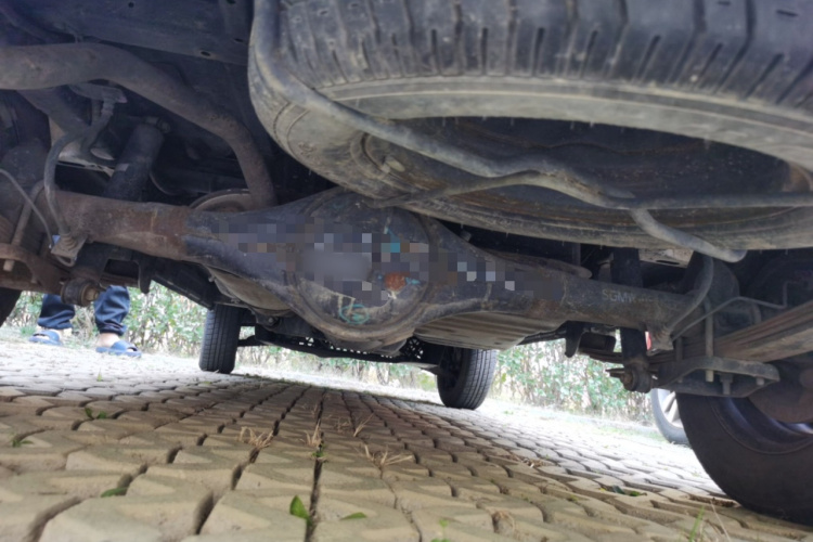 五菱汽车 五菱之光 2020款 1.2L 实用型 国VI LSI局部细节9006