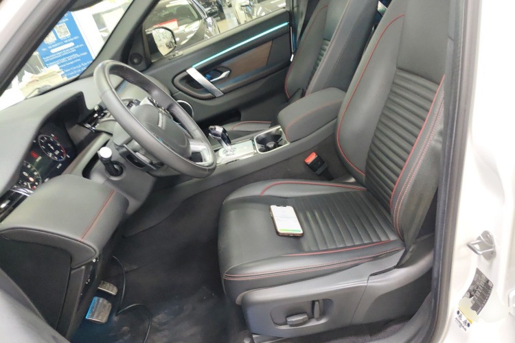 路虎 发现运动版 2021款 249PS R-Dynamic S 性能版局部细节19