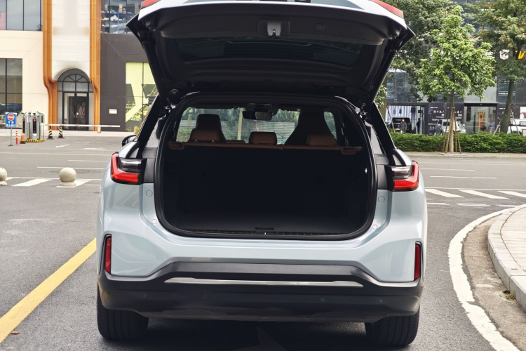 蔚来ES6 2020款 465KM 性能版车身外观6008