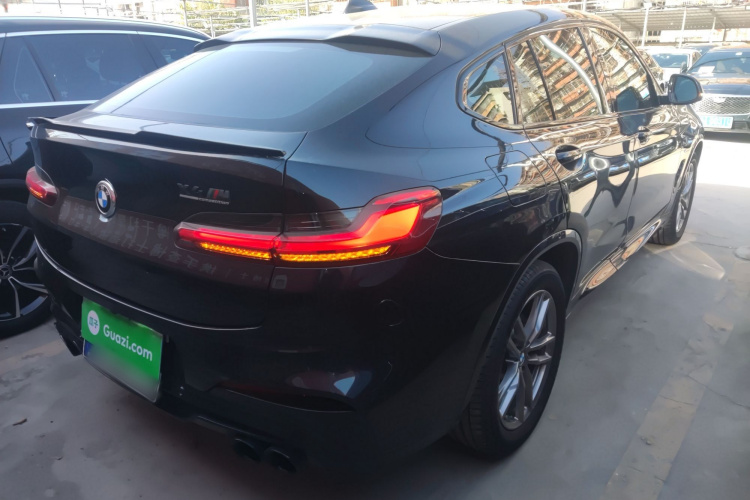 宝马X4 2019款 xDrive25i M运动套装车身外观7