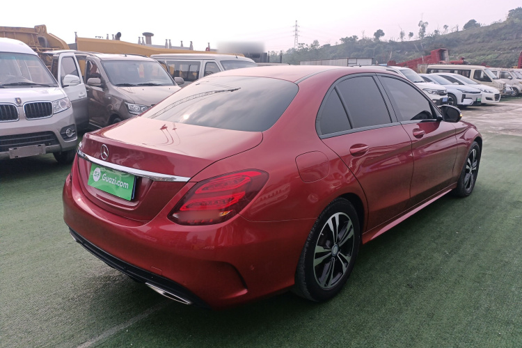 奔驰C级 2016款 C 200 运动版车身外观7