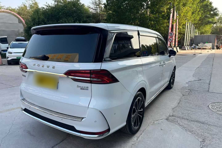 荣威iMAX8 2021款 400TGI Supreme系列至尊版车身外观6006