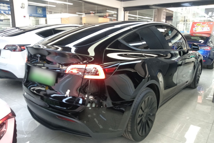 特斯拉 Model Y 2022款 改款 后轮驱动版车身外观6005