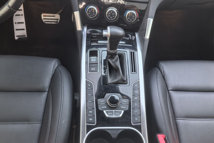 哈弗H7 2017款 红标H7L 2.0T 自动豪华型局部细节18