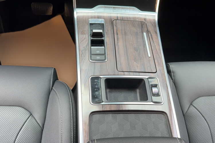 星途揽月 2021款 400T 四驱星耀Pro版 7座局部细节18