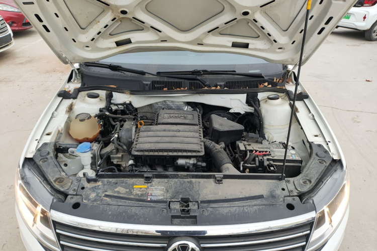 大众 2019款 朗逸启航 1.5L 自动风尚版 国VI机舱底盘24