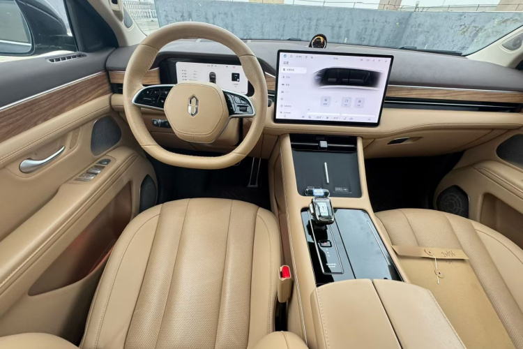 鸿蒙智行 问界M7 2024款 1.5T 智驾四驱Ultra版 5座中控内饰7004