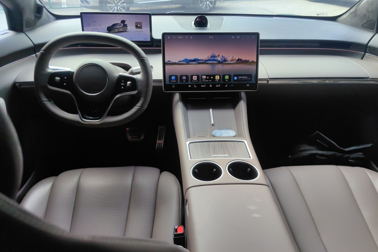 鸿蒙智行 智界R7 2025款 增程 251km Max中控内饰7002