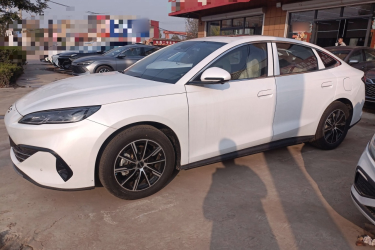 比亚迪 海豹06新能源 2024款 DM-i 120KM尊享型车身外观4