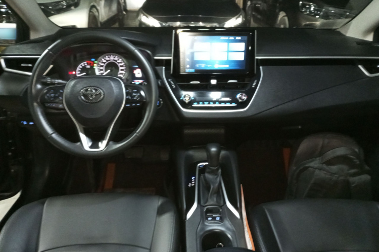 丰田 卡罗拉 2021款 1.2T S-CVT 运动版中控内饰12