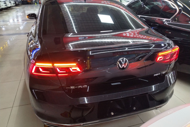 大众 迈腾 2020款 330TSI DSG 领先型车身外观6