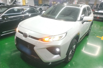 丰田 威兰达 2024款 2.0L CVT两驱豪华PLUS版