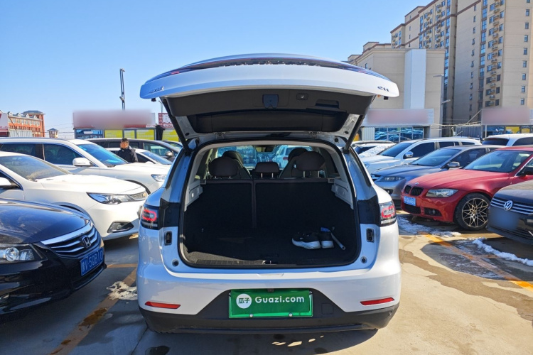 零跑汽车 零跑C11 2024款 增程 300尊享版机舱底盘23