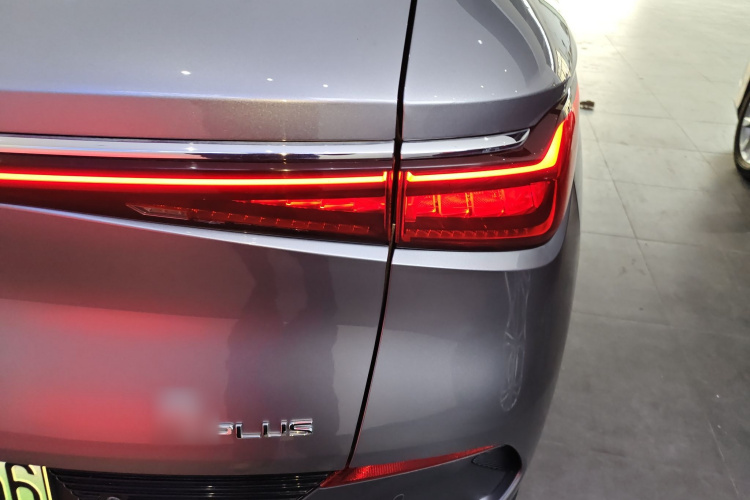 比亚迪 元PLUS 2022款 510KM 旗舰型车身外观9
