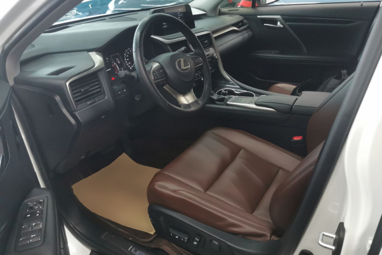 雷克萨斯RX 2020款 改款 300 两驱精英版中控内饰19