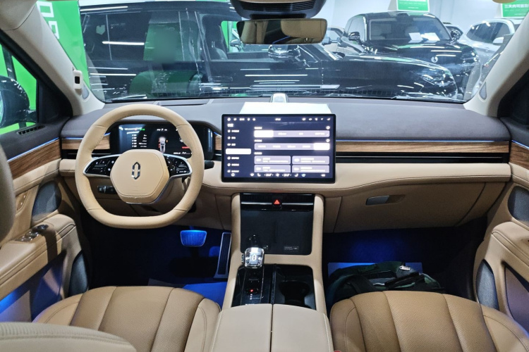 鸿蒙智行 问界M7 2024款 1.5T 智驾后驱Max版 5座中控内饰7002