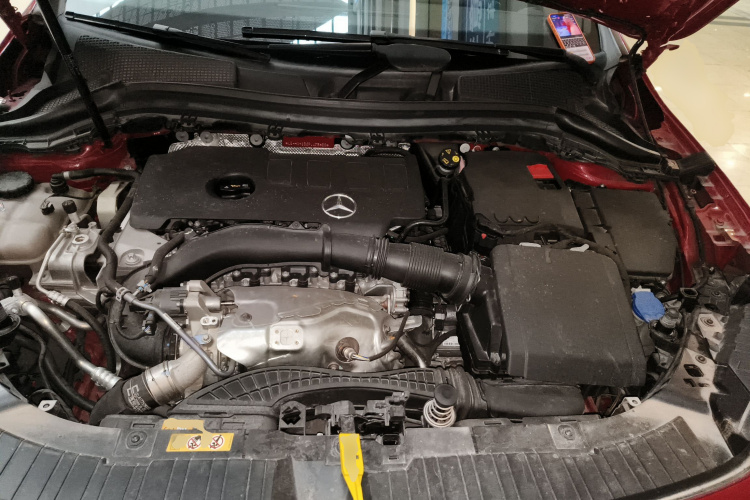 奔驰GLA 2023款 GLA 220机舱底盘24