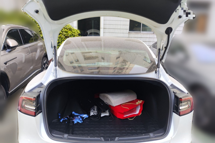 特斯拉 Model 3 2019款 标准续航后驱升级版局部细节23