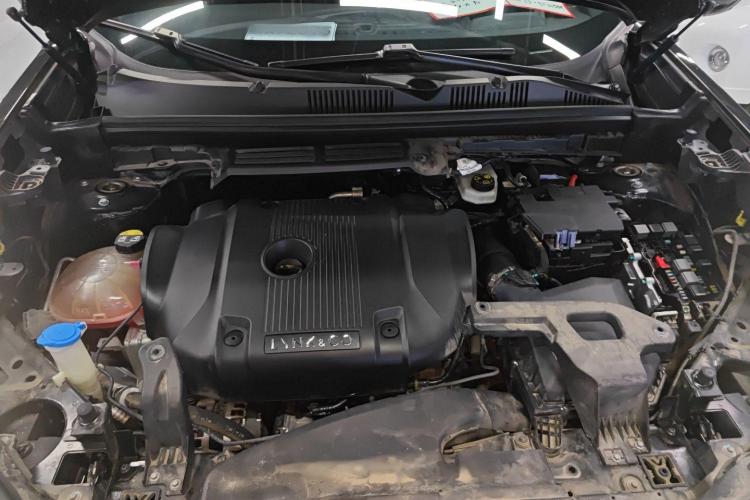 领克05 2020款 2.0TD 四驱劲Halo机舱底盘24