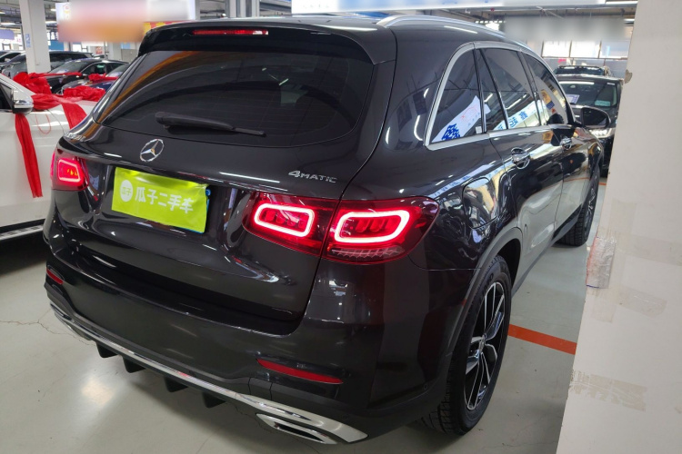 奔驰GLC 2020款 GLC 260 L 4MATIC 豪华型车身外观7