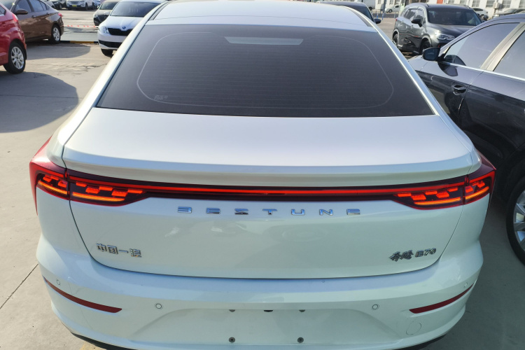 奔腾B70 2022款 第三代 1.5T 自动乐享型车身外观6004