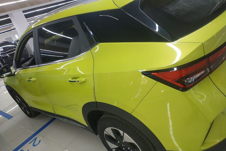 五菱汽车 五菱星驰 2022款 1.5L CVT畅享型车身外观4