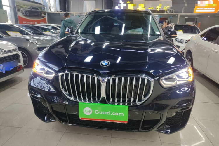 宝马X5(进口) 2022款 xDrive30i M运动套装车身外观2