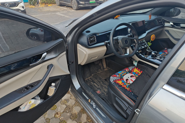 比亚迪 秦PLUS 2021款 DM-i 120KM 尊贵型中控内饰20