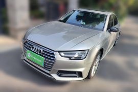 奥迪A4L 2018款 30周年年型 45 TFSI quattro 个性运动版